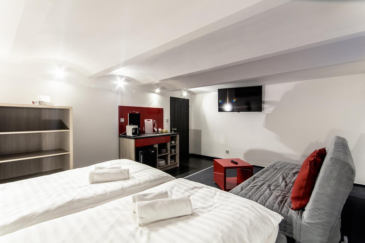 Silesia Residence Ostrava Exterior photo A typical studio apartment