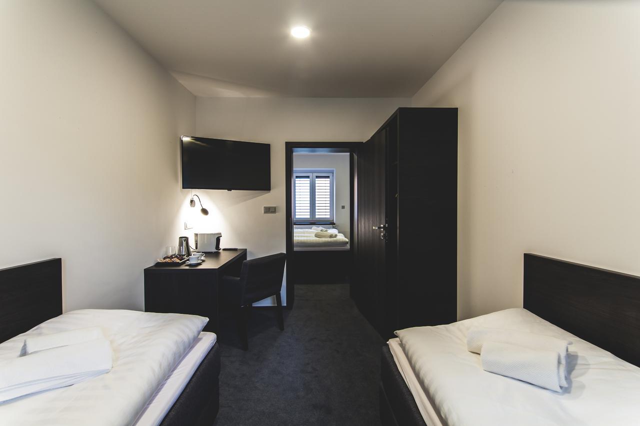 Silesia Residence Ostrava Exterior photo A room at the hotel