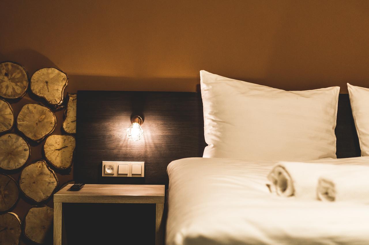 Silesia Residence Ostrava Exterior photo A bedroom at the hotel